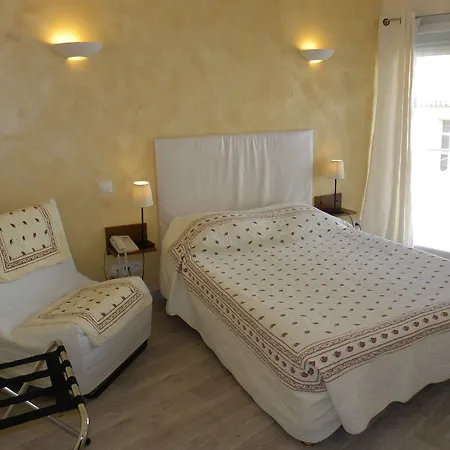 Anglade Szálloda 3*