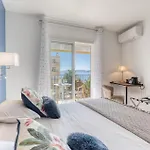 Anglade Hotel