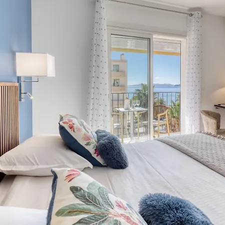 Anglade Otel 3*