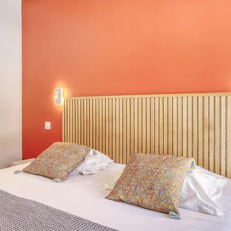 Anglade Otel Le Lavandou
