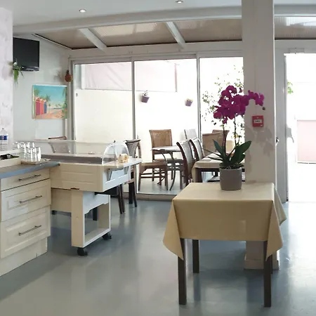 Hotel Anglade Le Lavandou