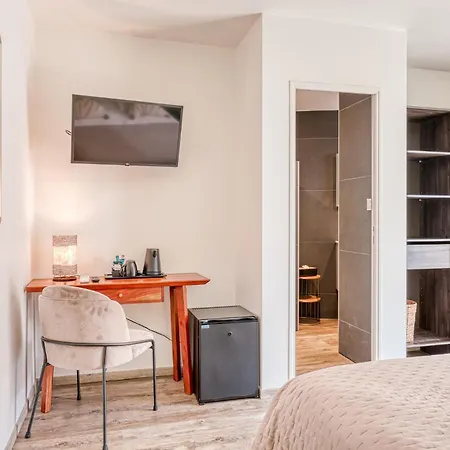 Szálloda Anglade Le Lavandou