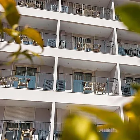 Hotel Anglade 3*