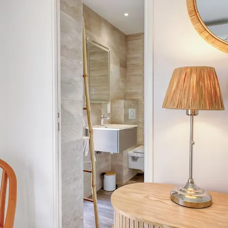 Anglade Hotel
