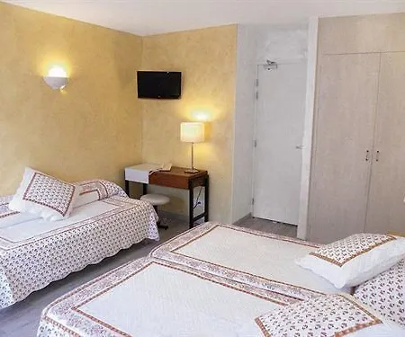 Anglade Otel