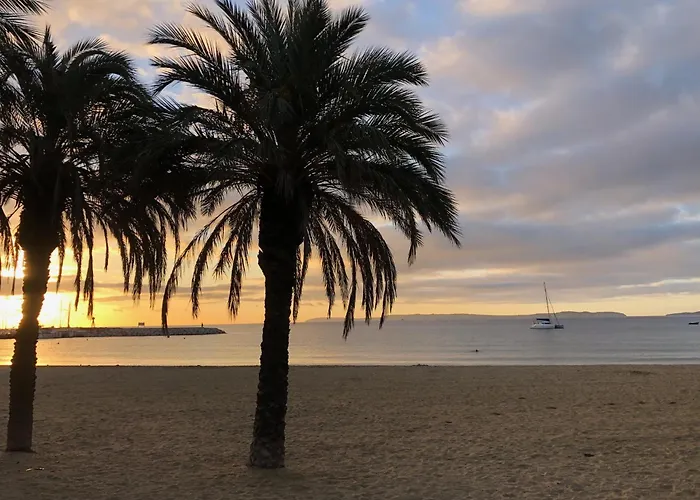 Anglade 3* לה לבאנדו