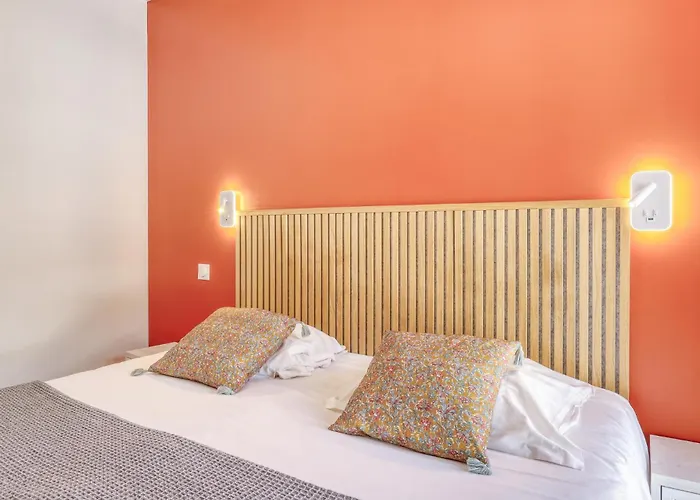 Anglade מלון לה לבאנדו