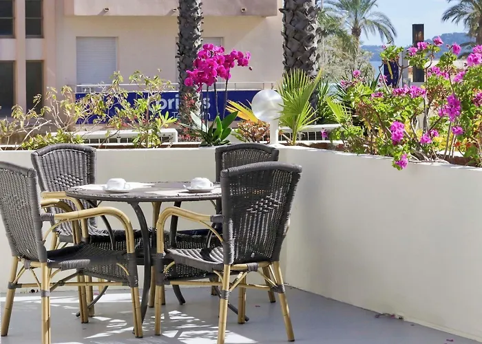 Szálloda Anglade 3*