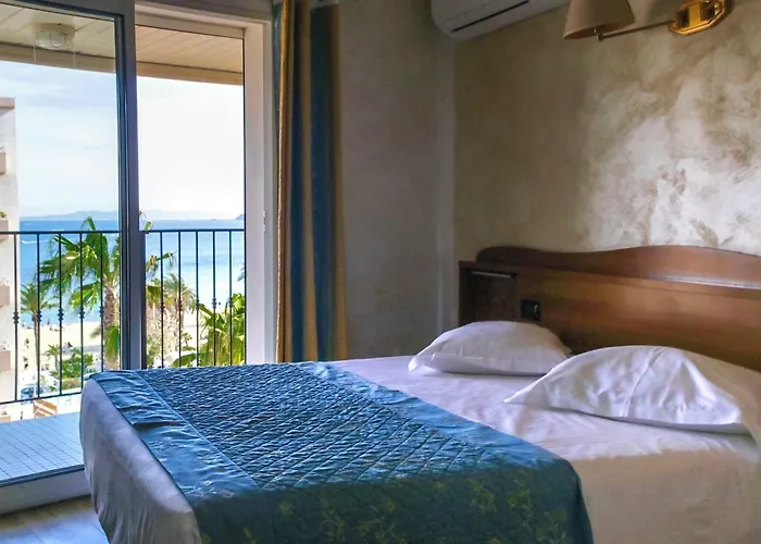 Anglade לה לבאנדו