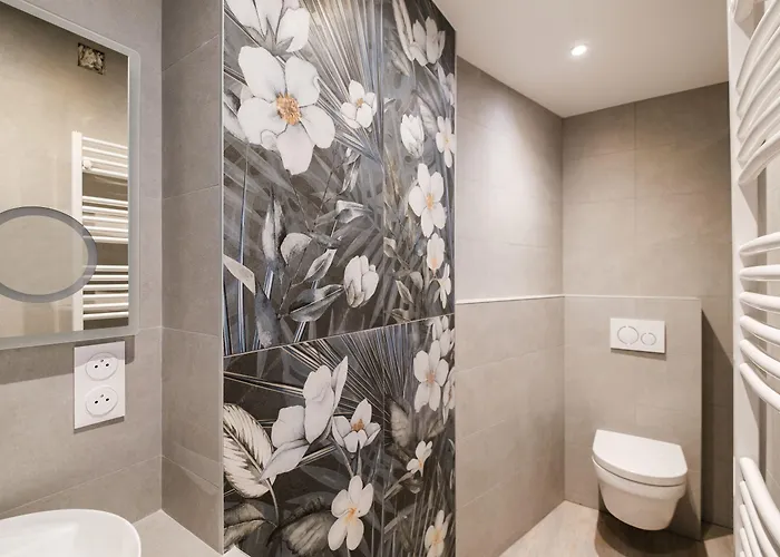 Anglade מלון לה לבאנדו